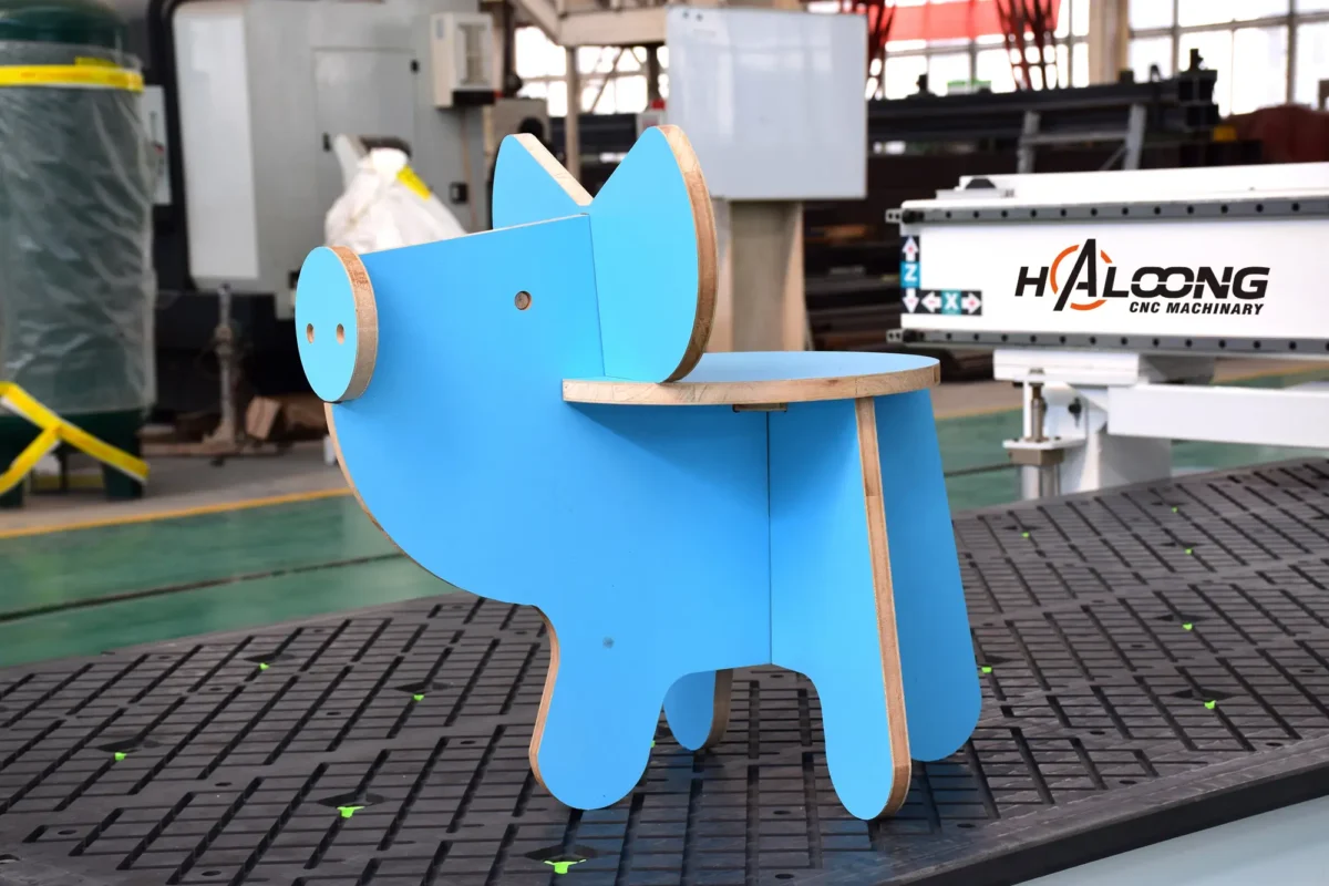 HALOONG CNC woodworking machine uses multi-layer board to make children's pig-shaped stool