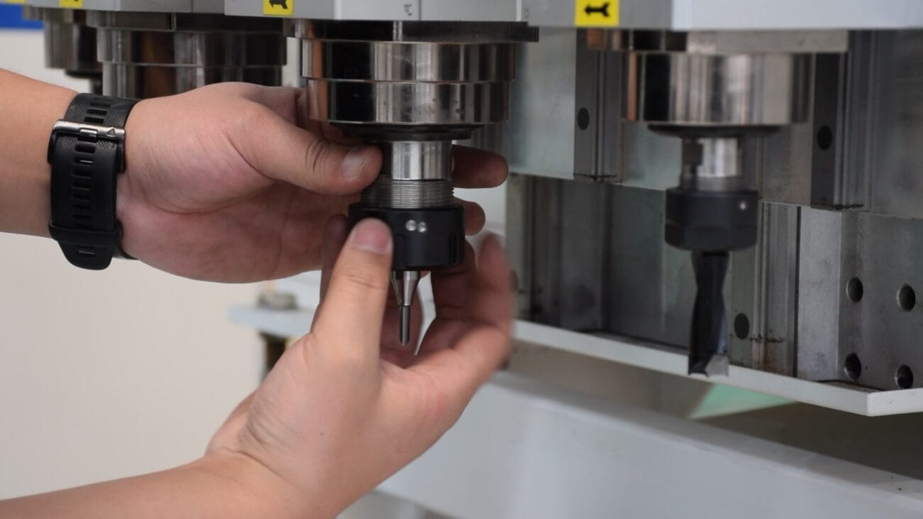 Install the tools needed for processing on the haloong cnc router